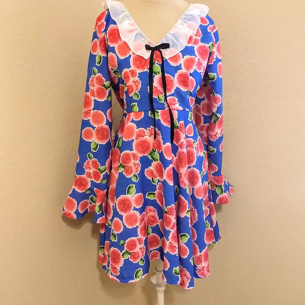 Vintage style floral ruffle rose print bell sleeve zooey deschanel
